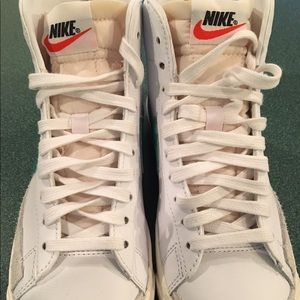 Vintage Nike blazer mid 77’